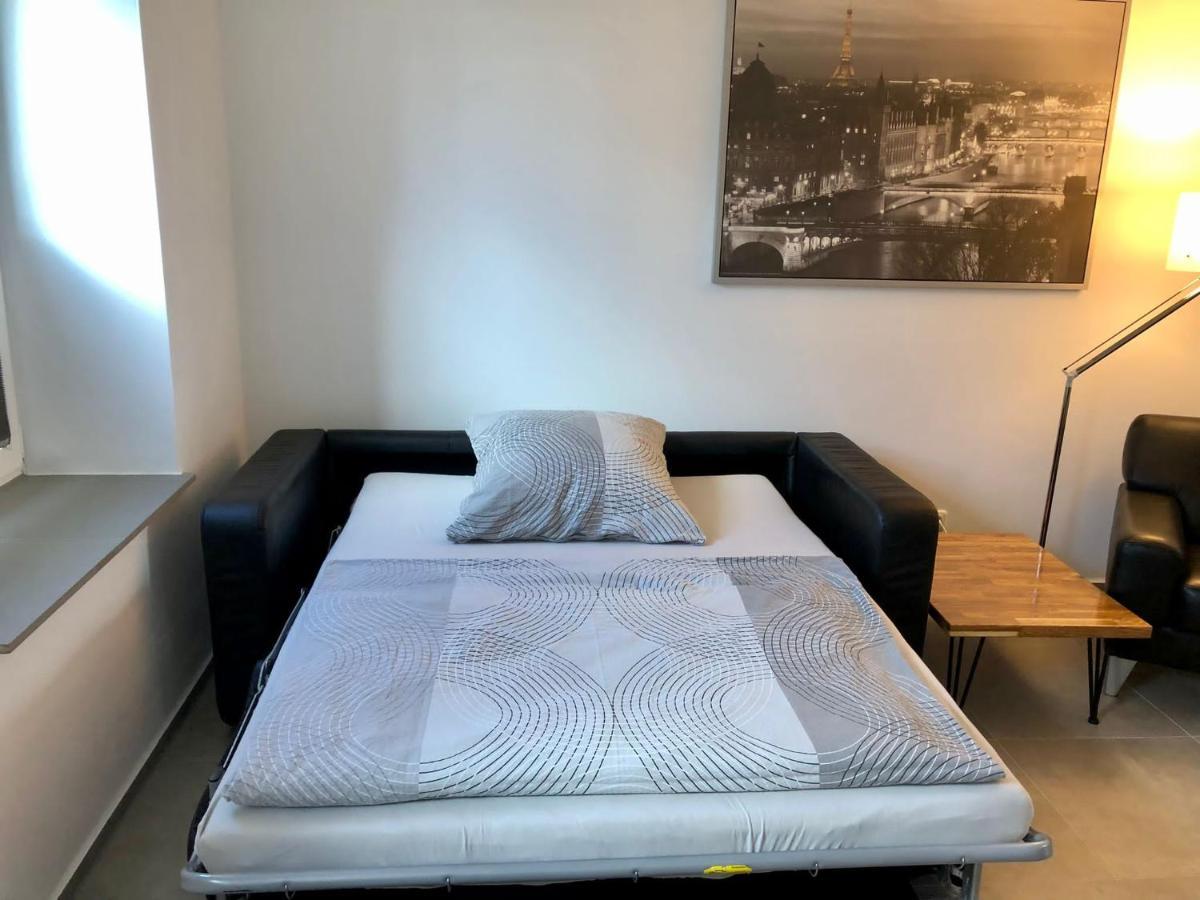 Erdgeschoss-Appartement Mit Seeterasse Ahrensbok Eksteriør billede